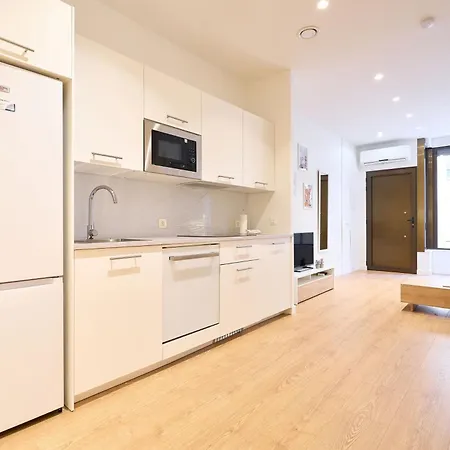 At Arriba 5 - Centro Universidad *