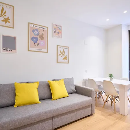 At Arriba 5 - Centro Universidad * Salamanca