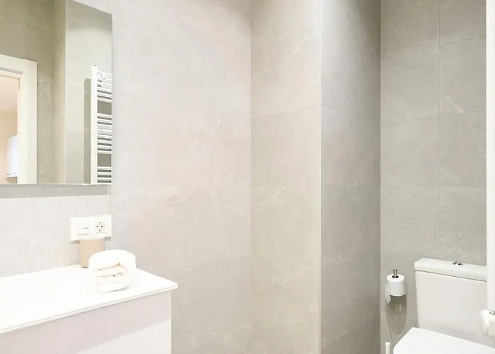 At Arriba 5 - Centro Universidad * Salamanca